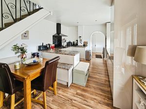 Photo 8- click for photo gallery